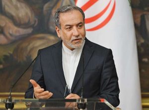 "Світу набридли клоуни": Глава МЗС Ірану різко відповів Зеленському на критику в Давосі