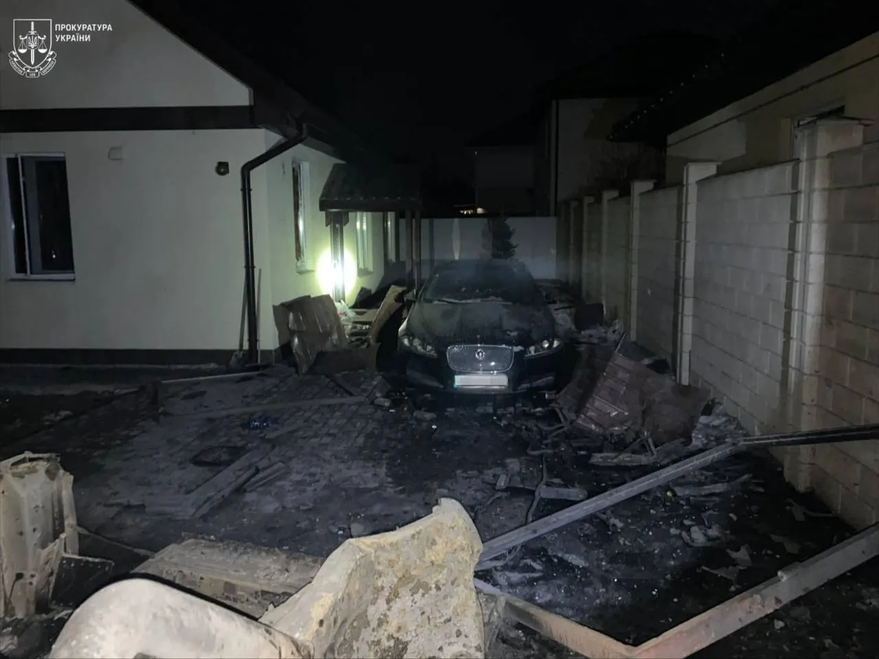 Під ударом була цивільна інфраструктура і енергетика: Росія атакувала Одещину, понад 50 тис. людей без світла. Фото