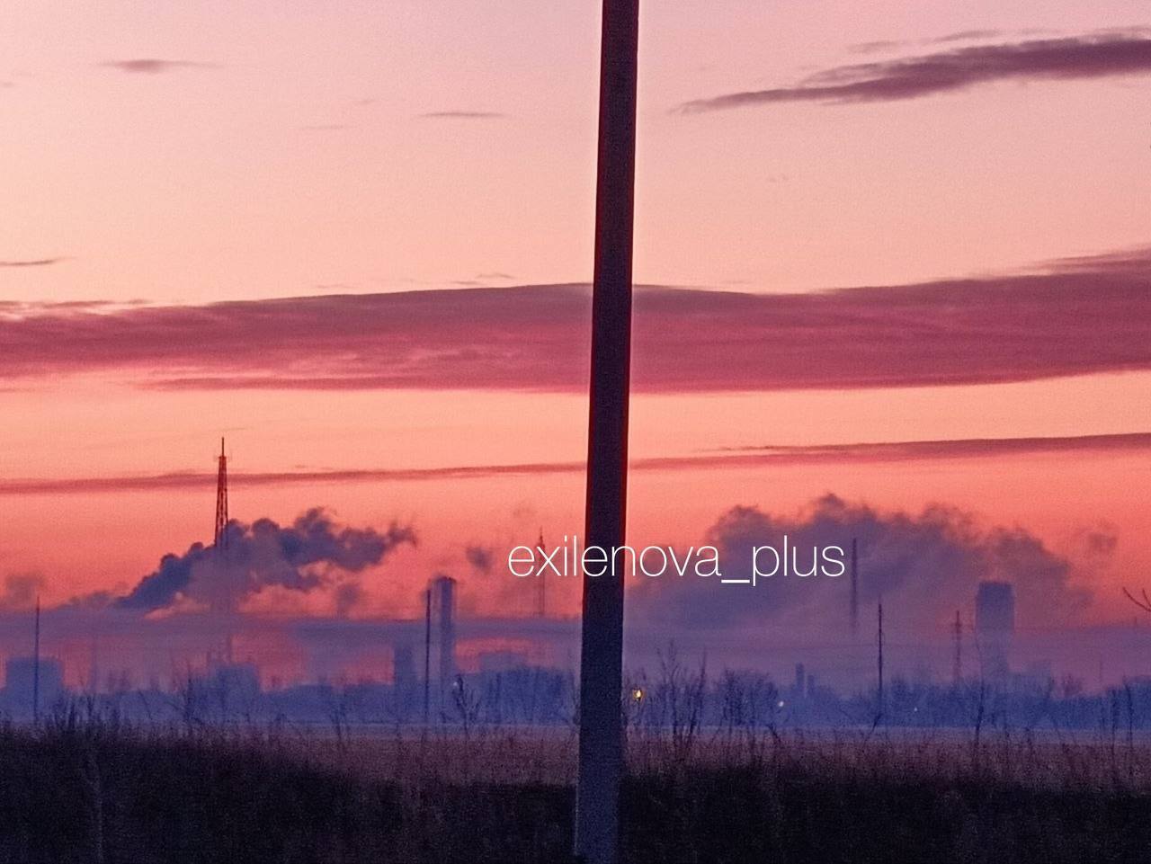 Видно дим: у Тольятті атаковано стратегічний хімзавод. Фото