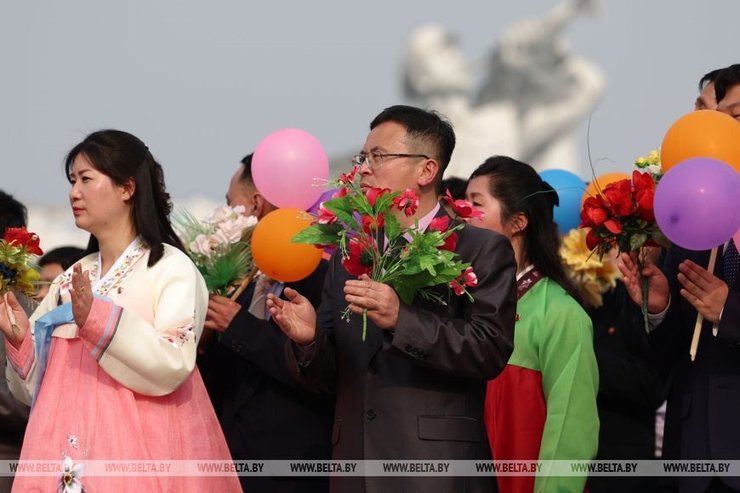 Олександр лукашенко ким чен Ин