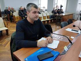 Селфі в кріслі судді — не злочин: Олександрійський суд закрив справу проти депутата Ділієва через фо…