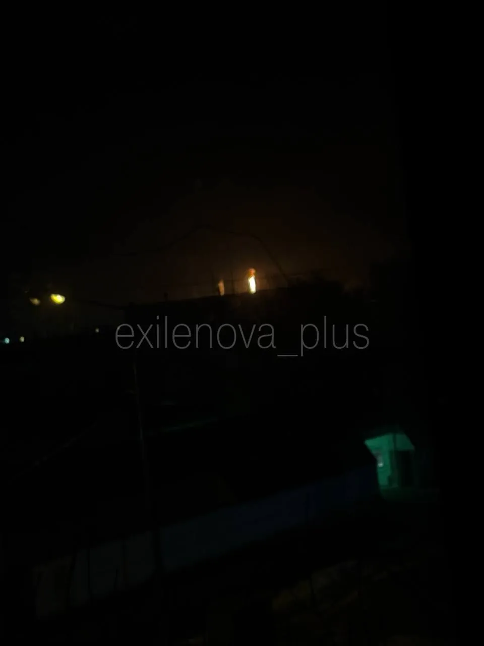 У російському Тольятті дрони уразили важливий хімзавод: здійнялася пожежа. Фото та відео