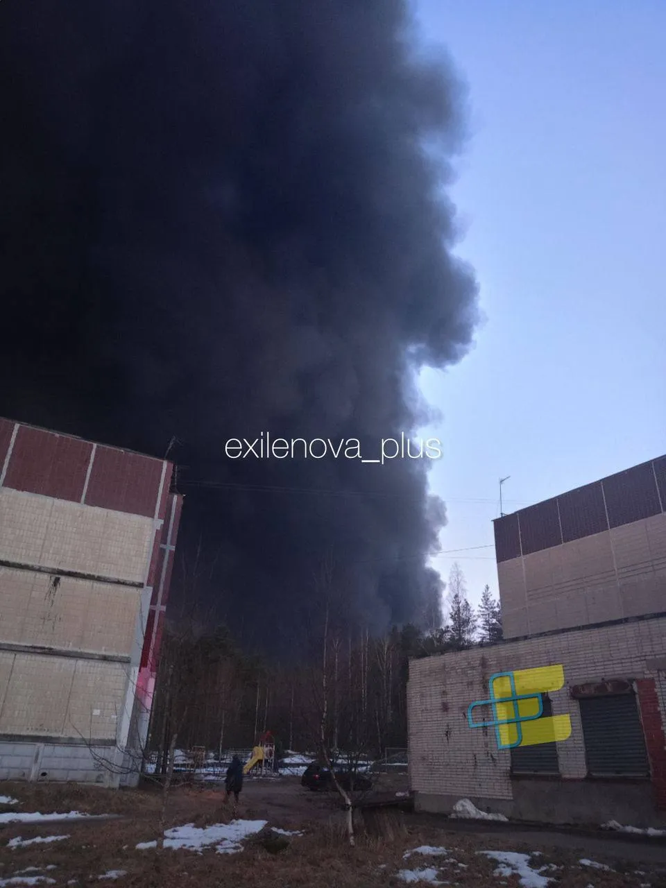 У російському Приморську атаковано порт, спалахнув нафтоналивний термінал. Фото і відео